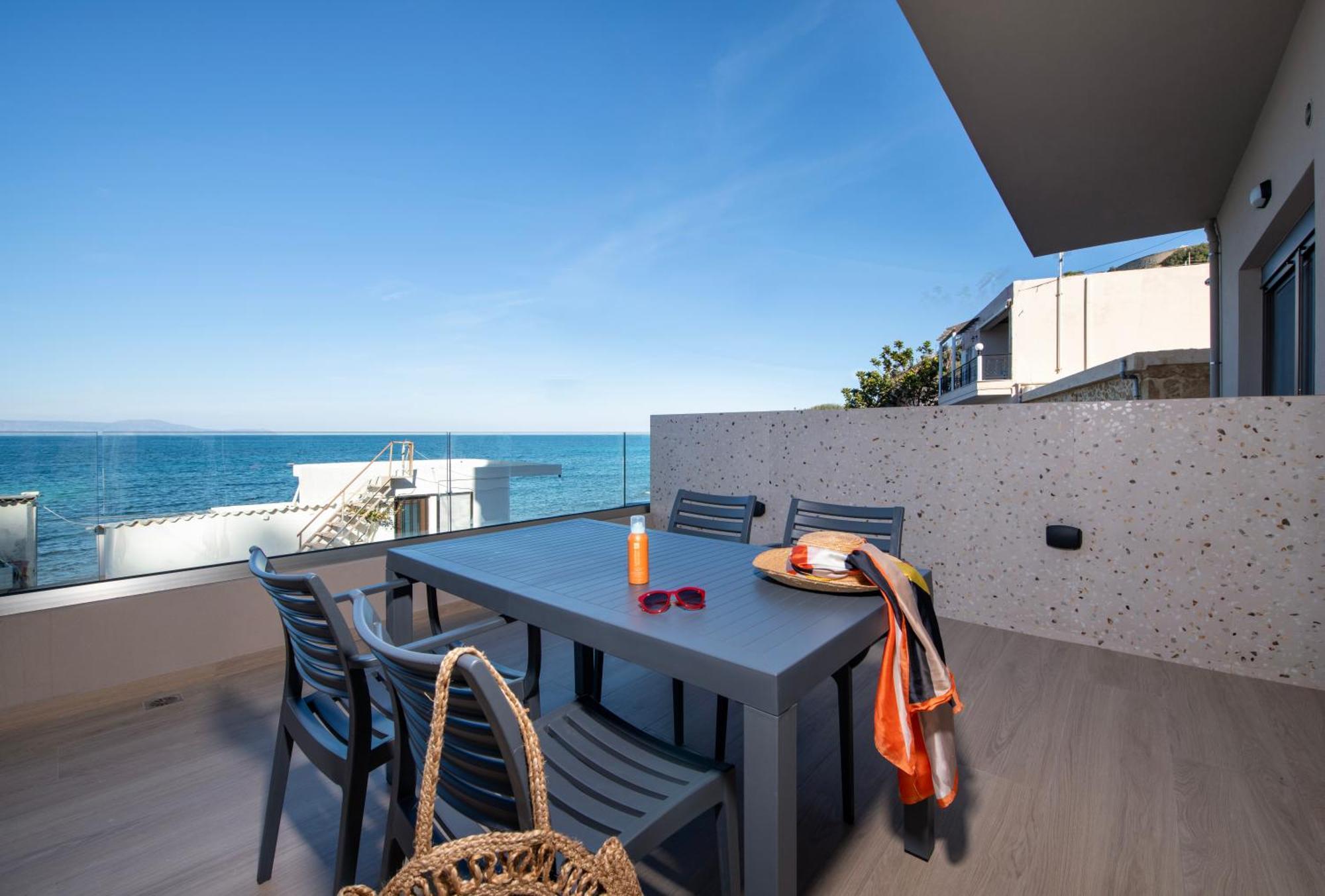 חאניה Alpha Suites מראה חיצוני תמונה